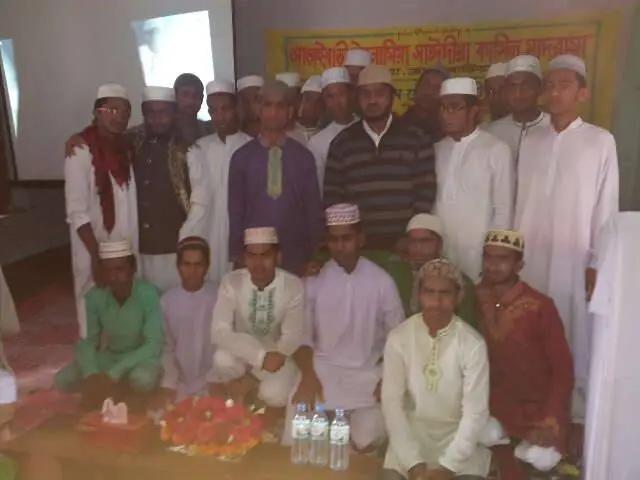 সংযুক্ত ছবি